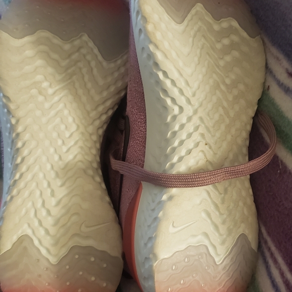 Nike epic react, New no tags - Picture 2 of 4